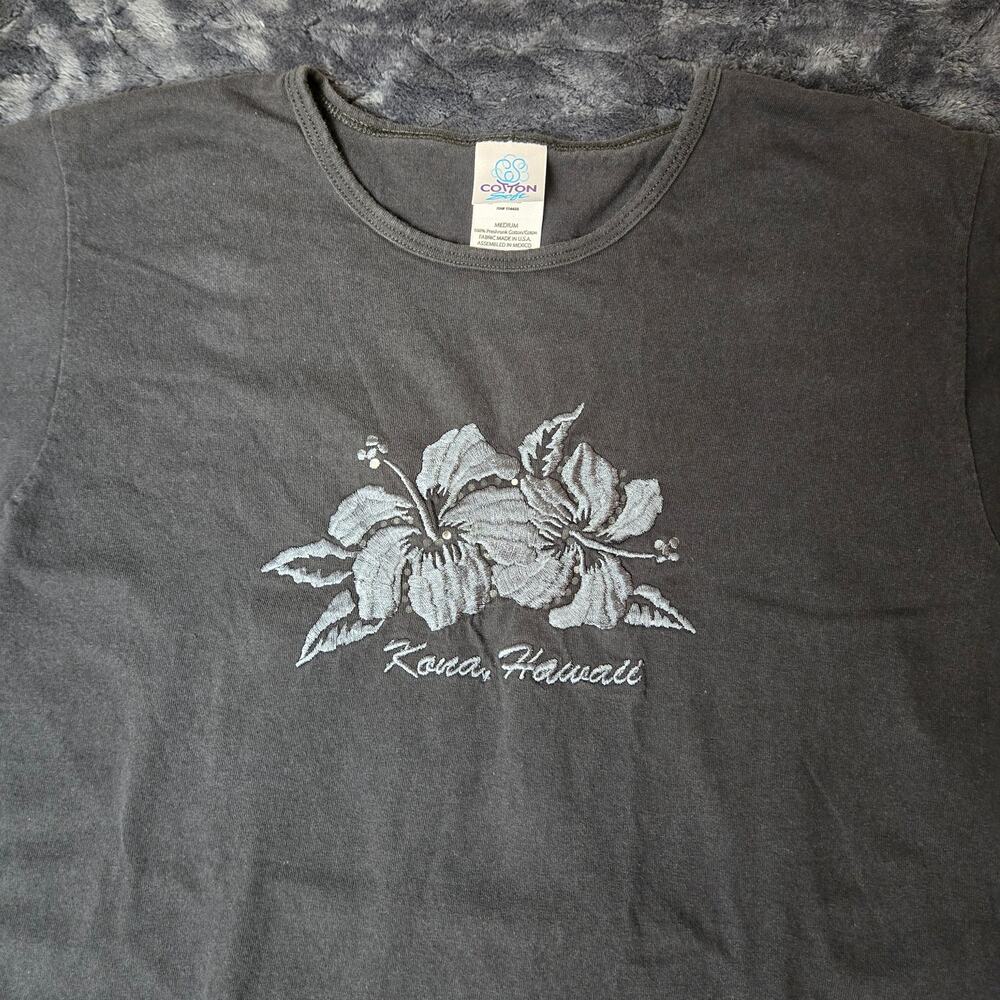 Women's Kana, Hawaii Cotton Soft Embroidered Black T-Shirt - Size Medium